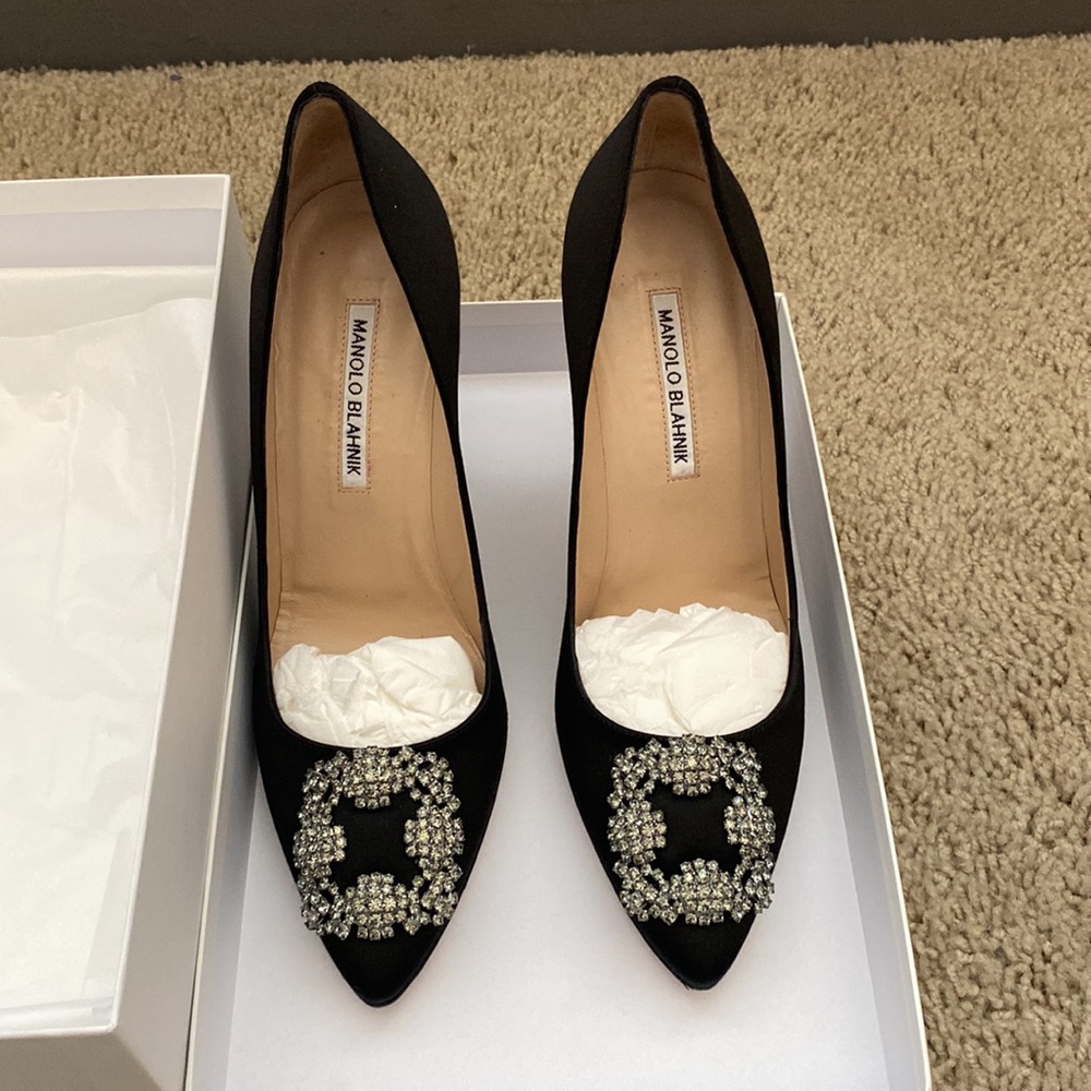 Black Manolo Blahnik New with box and dust bag 105mm
